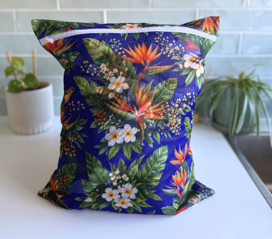 Birds Paradise Wash Bag