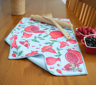 Premium DirtyGirl Tea Towel – Pomegranate Pop – main product image – Lint-free finish